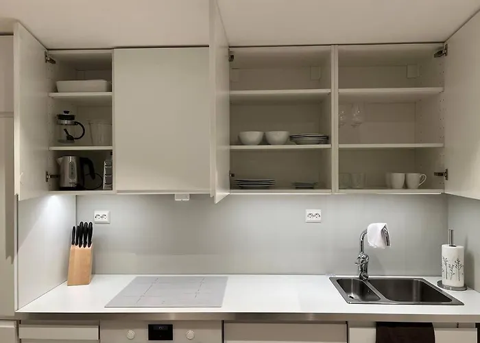 Cozy Apartment By Sherpa Steps With Free Parking